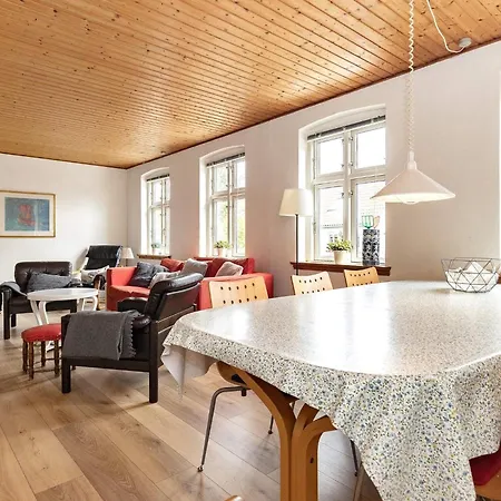 6 Person Holiday Home In Marstal Hébergement de vacances *